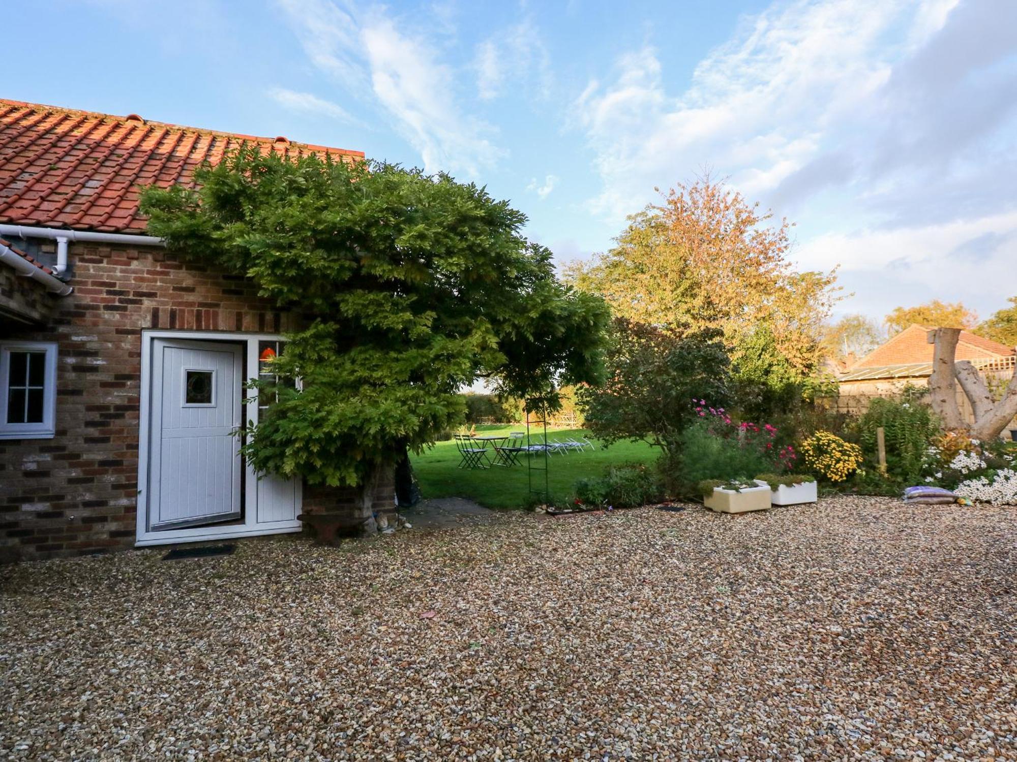 Wisteria Cottage Gayton  Екстериор снимка